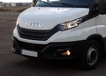 iveco-daily-12m3-27